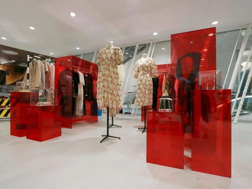 高级服饰陈列 2020中国服装大会,新饰觉创始人高峯分享新零售下如何用视觉撬动年轻人的购物冲动